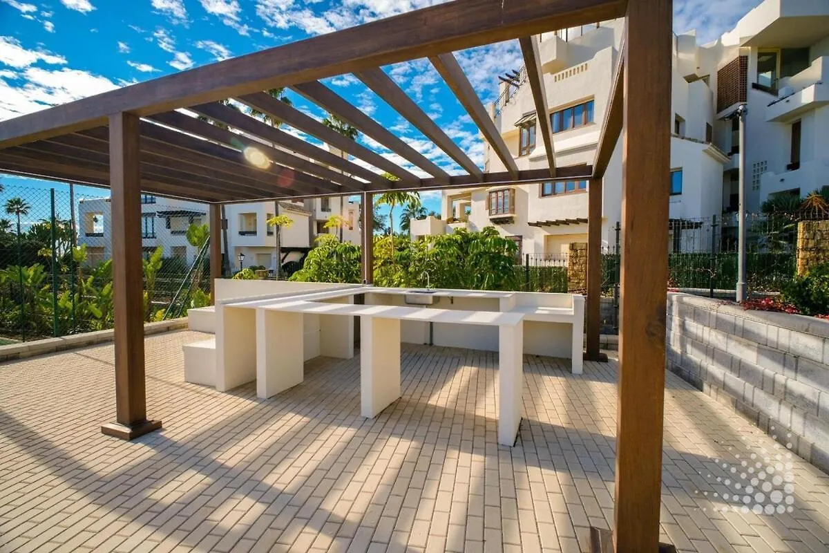 Beautiful Velaya Beachfront 2 Bedrooms Rdr496 Эстепона 0*,  Испания